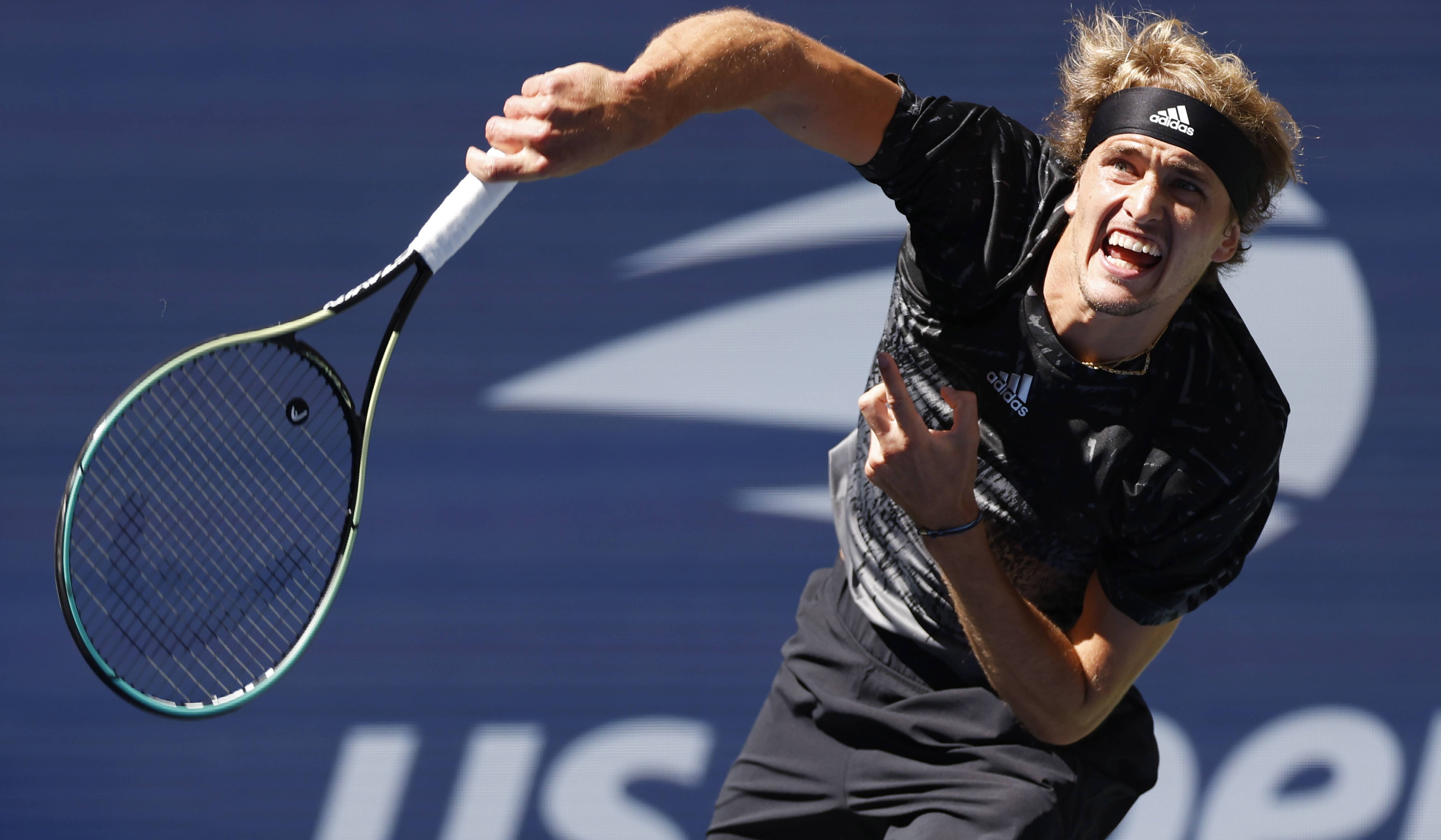 英国网球队鏖战澳大利亚网球队，兹维列夫打破历史纪录