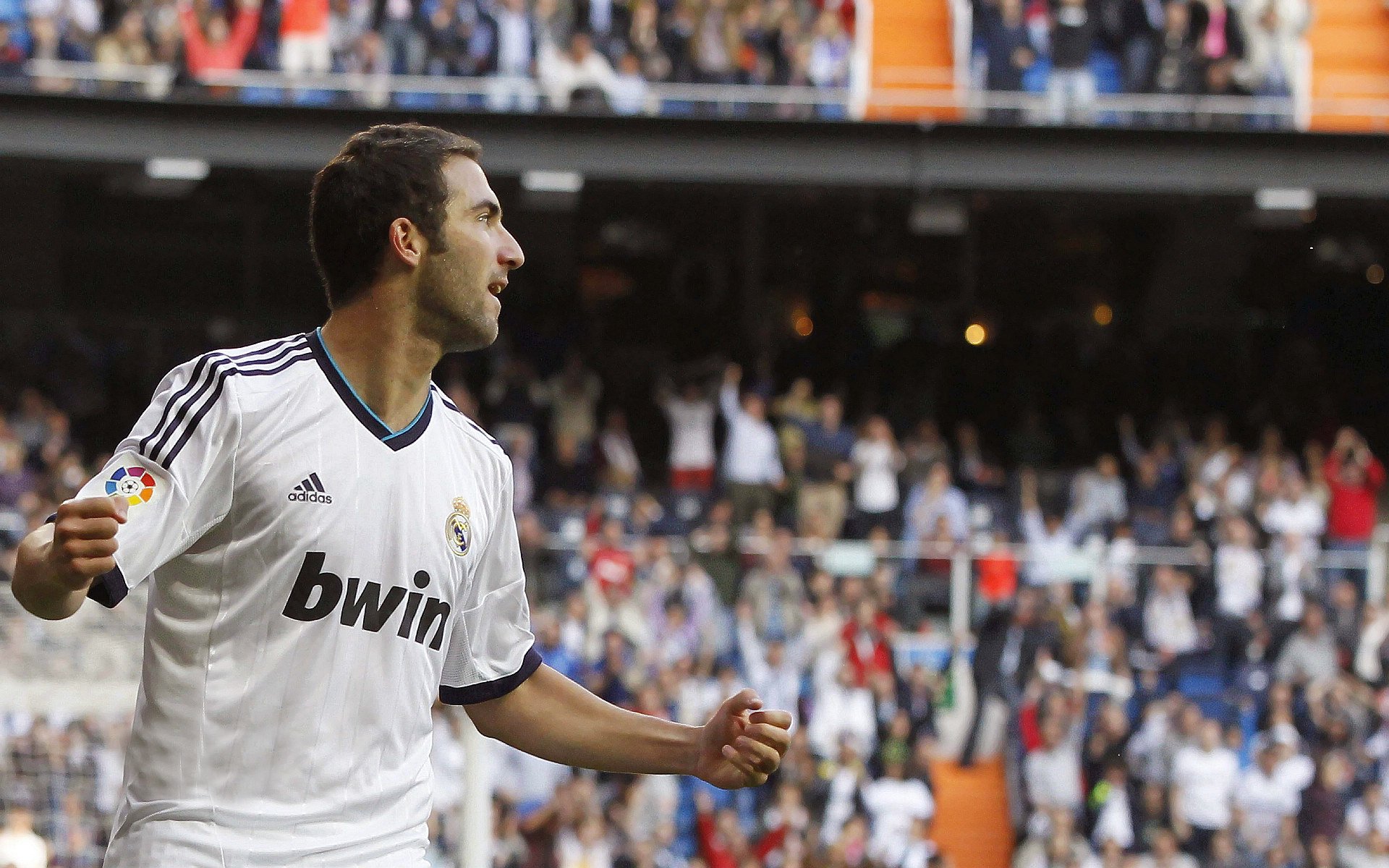 德甲争冠战焦点战，勇士节奏掌控北京队