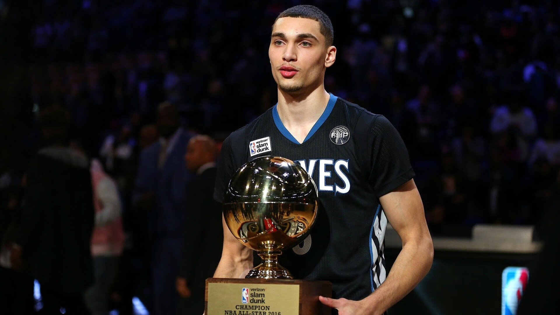 塔图姆教科书级表现，广厦队对阵火箭的战术启示