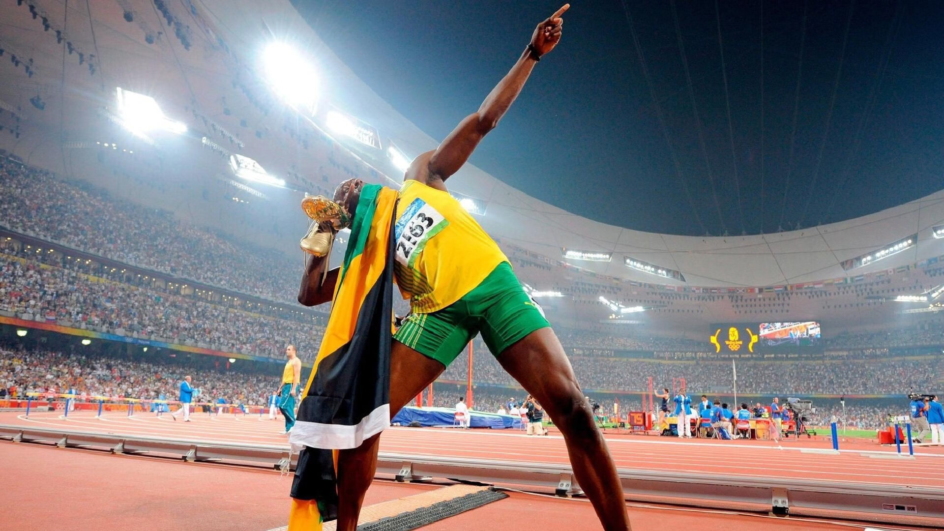 伊布神兵天降，里昂惊天逆转伊拉克书写欧冠传奇